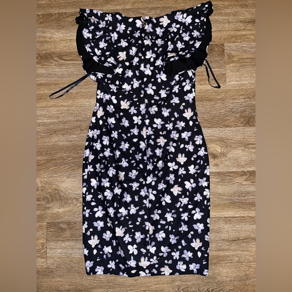 Tommy Hilfiger Women’s Dress Size 6 - Picture 5 of 7